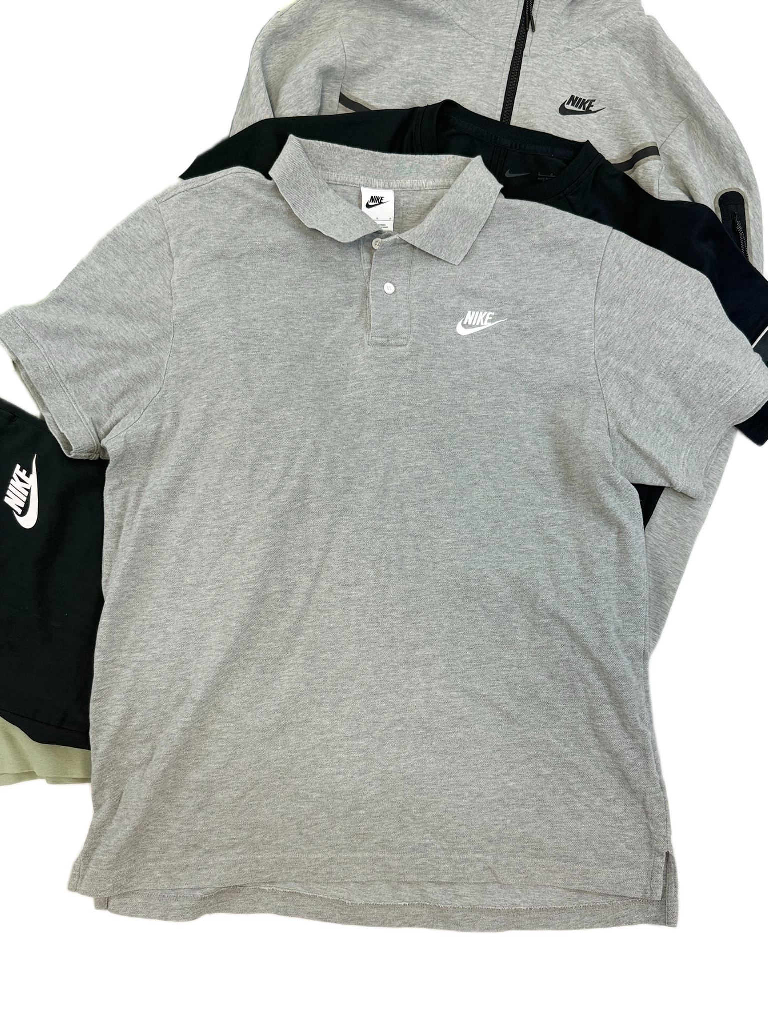 Lot 16 - Nike Sportswear Mixed Bundle for Resale - Image 2