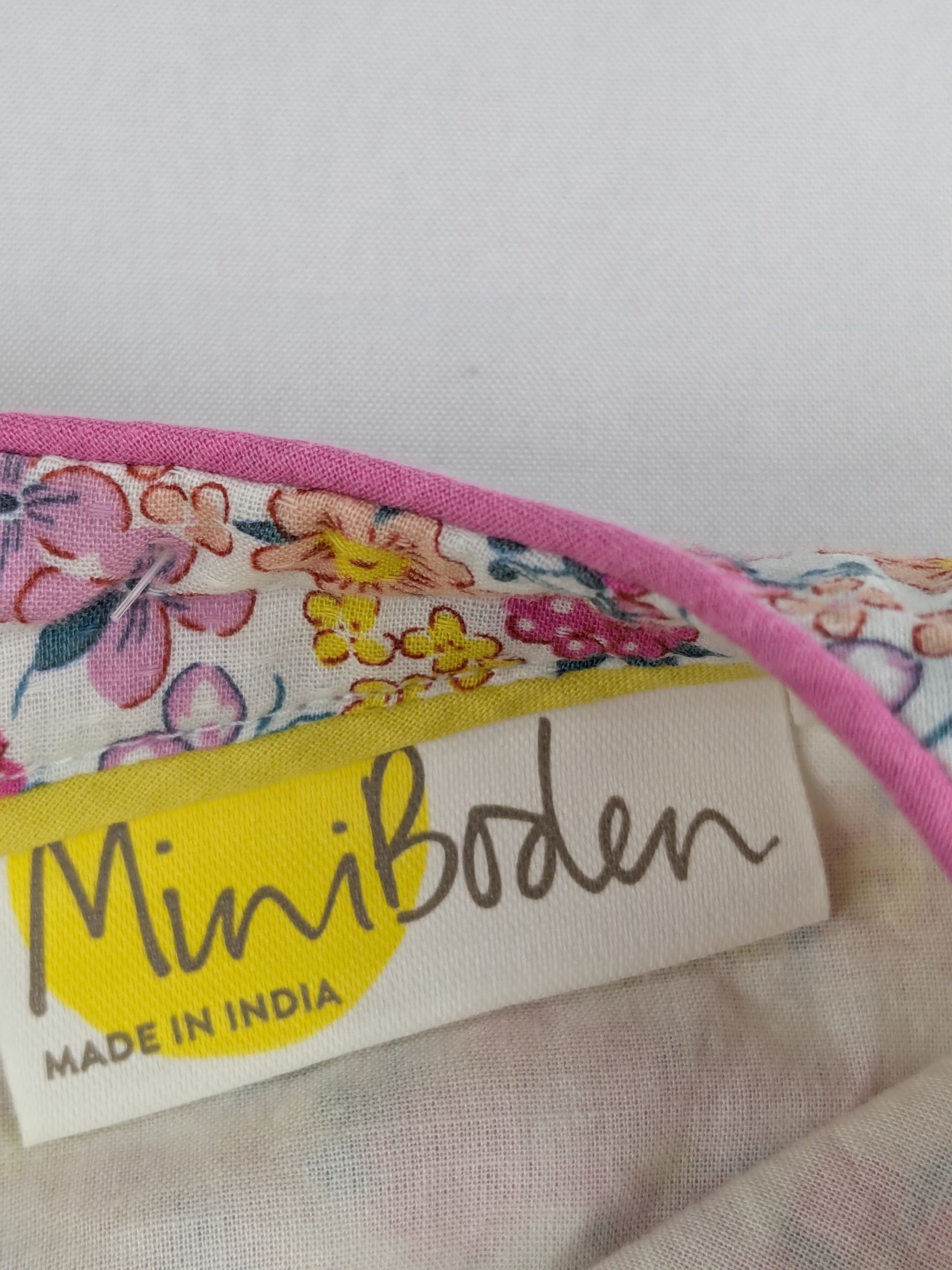 Lot 19 - Kids Branded Clothing Bundle – Joules, Mini Boden, Lacoste, Disney Reseller Lot - Image 7