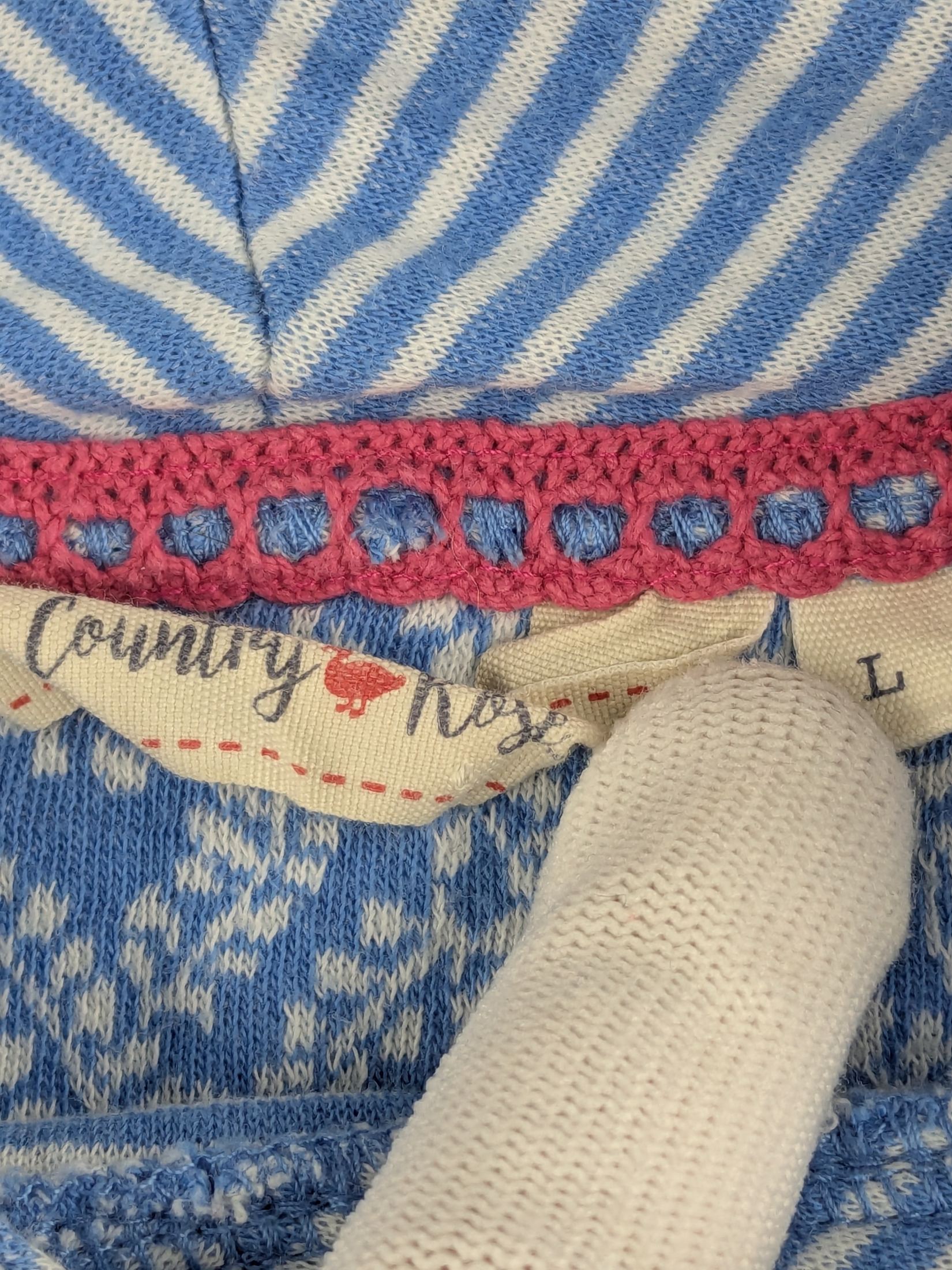 Lot 28 - Women’s Designer & Statement Top Bundle – Bob Mackie, Musto, Austin Reed, Q Neel Reseller Lot x5 - Image 7