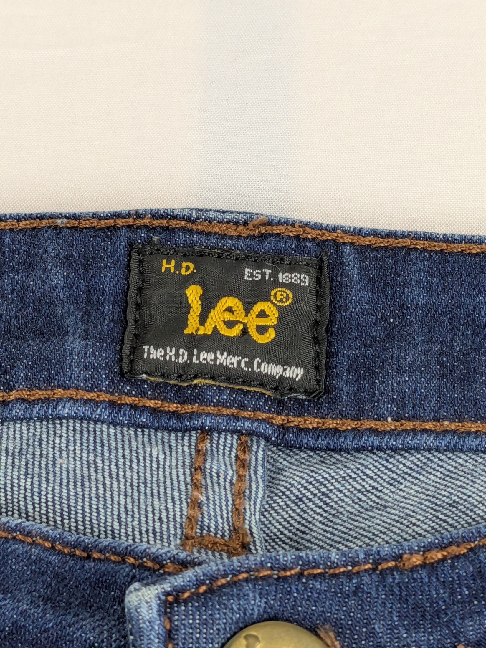 Lot 17 - Men’s Designer Jeans Bundle – Lee Cooper & Meyer Denim Reseller Job Lot x3 - Image 3