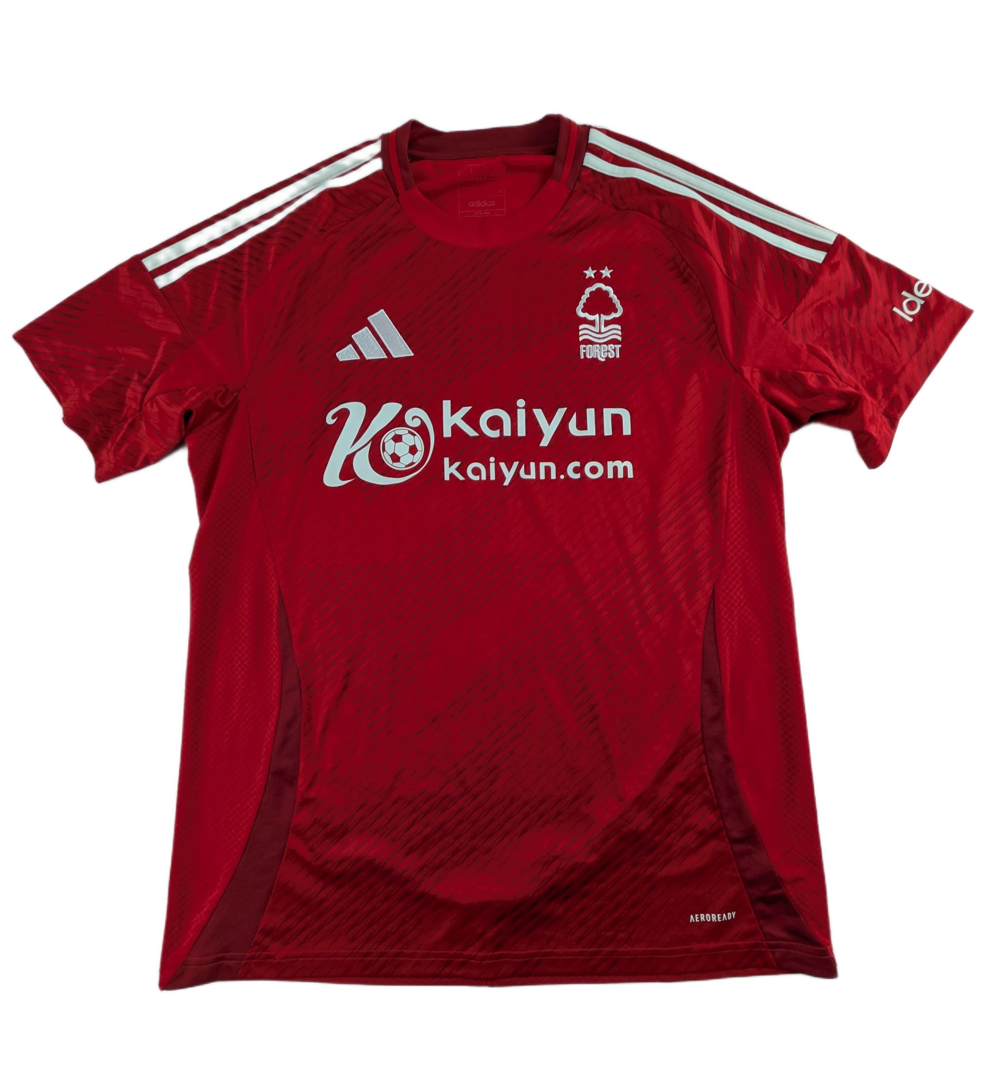 Lot 27 - Football Shirt & Sportswear Bundle – Adidas TechFit, Barcelona & Nottingham Forest Kits Reseller Lot x4 - Image 2