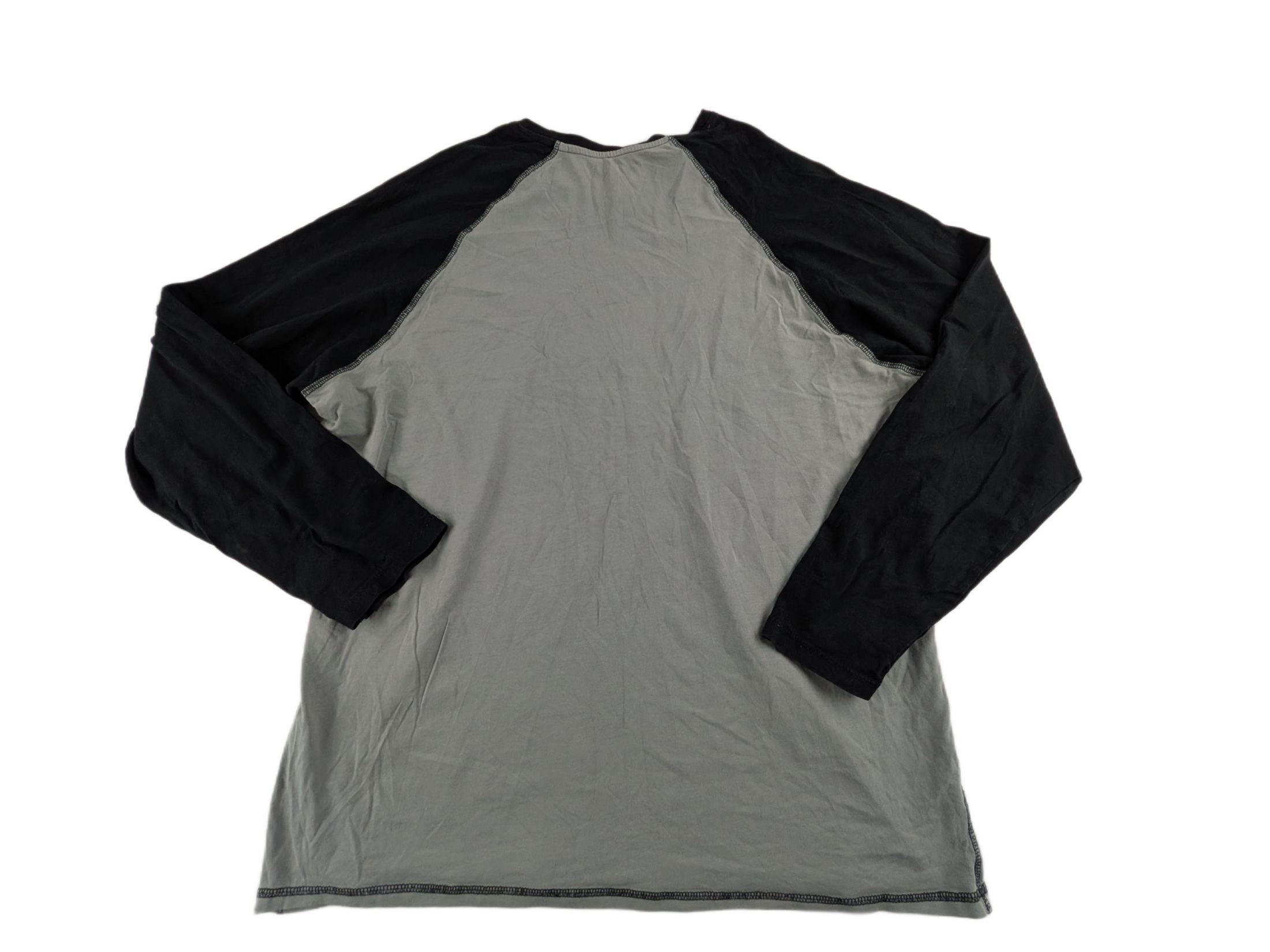 Lot 26 - Mixed Branded Casualwear Bundle – Disney Nightmare Before Christmas, Hoodrich Sweatshirt, Saltrock & North Coast Reseller Lot x4 - Image 7