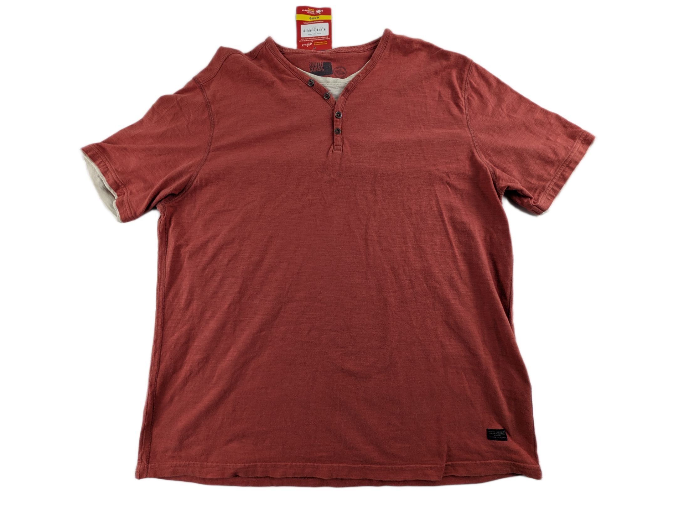 Lot 26 - Mixed Branded Casualwear Bundle – Disney Nightmare Before Christmas, Hoodrich Sweatshirt, Saltrock & North Coast Reseller Lot x4 - Image 4